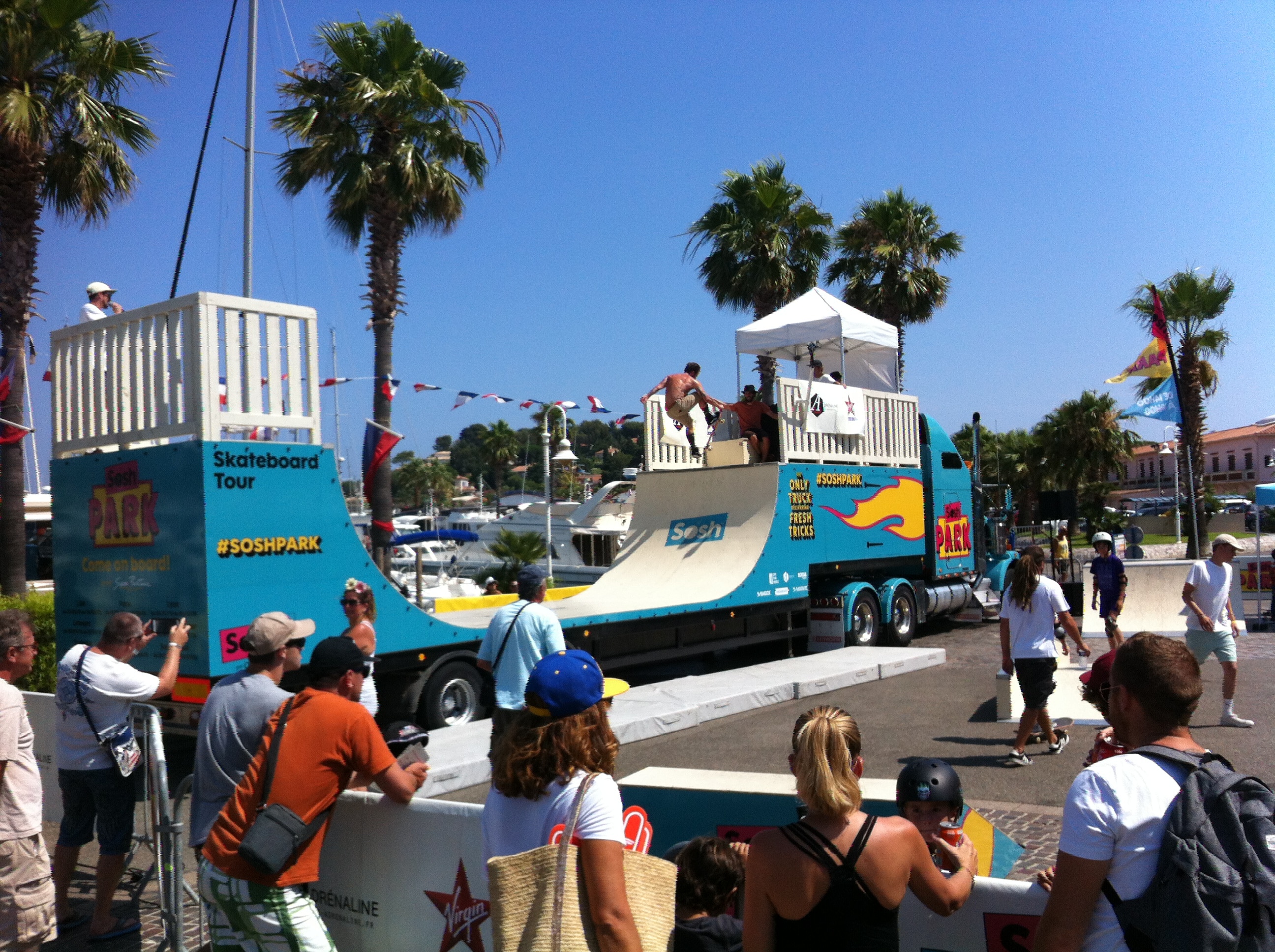 Sosh Park à Cavalaire-sur-Mer - Juillet 2015 - Street & Ramp Design by Wood Structure Skatepark