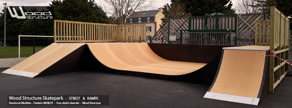 Skatepark à Tregastel (22) - Pyramide, Funbox, Quarter, Transfert et Mini Rampe Skate - Module Skatepark Fabriqué par Wood Structure - Sarl MERLOT Richelieu (37) - Val de Loire - France