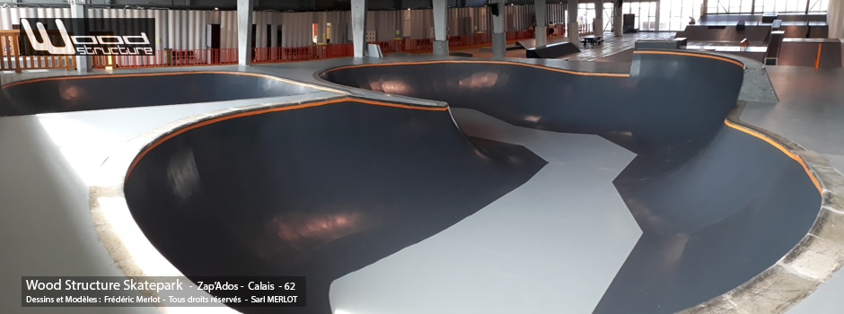 Skatepark Indoor de Calais (62) - Zap'Ados - Modules Street et Bowl fabriqués par la Sarl Merlot à Richelieu (37) et conçus par Wood Structure Skatepark , Fabricant de Skatepark depuis 1990