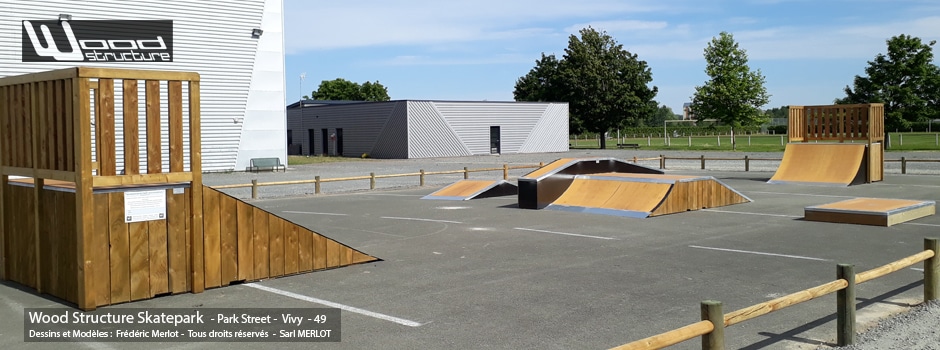 Quarter, Funbox et Modules Street fabriqués par la Sarl Merlot à Richelieu (37) et conçus par Wood Structure Skatepark , Fabricant de Skatepark depuis 1990