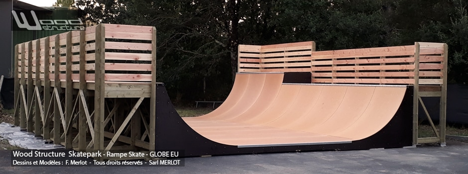Mini Rampe Skate au Skatepark des Arcs 1800 Bourg-Saint-Maurice - (73) - Savoie - Auvergne-Rhône-Alpes - Rampe Skate fabriquée par Wood Structure et la Sarl MERLOT Richelieu (37) - Concepteur et fabricant de Skatepark depuis 1990
