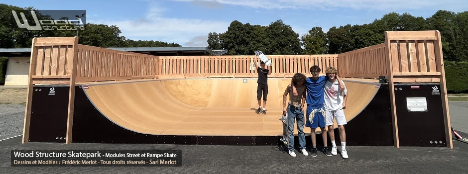 Skatepark de Saint-Just-en-Chaussée - Oise (62) Région Hauts-de-France - Demi-Bowl Rampe Skate - Fabriqué par Wood Structure et la Sarl MERLOT Richelieu (37) - Concepteur et fabricant de Skatepark depuis 1990