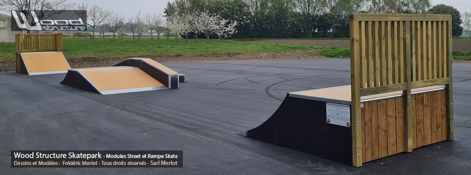 Skatepark de Le Coudray-Macouard - Maine-et-Loire (49) Région Pays de la Loire - Module et Rampe Skate - Fabriqué par Wood Structure et la Sarl MERLOT Richelieu (37) - Concepteur et fabricant de Skatepark depuis 1990
