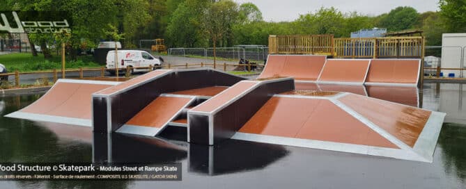 Skatepark de Herbignac - Loire-Atlantique (44)- Région Pays de la Loire - pays de Guérande - Bretagne - Module et Rampe de Skatepark - Fabriqué par Wood Structure et la Sarl MERLOT Richelieu (37) - Concepteur et fabricant de Skatepark depuis 1990