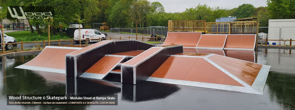 Skatepark de Herbignac - Loire-Atlantique (44)- Région Pays de la Loire - pays de Guérande - Bretagne - Module et Rampe de Skatepark - Fabriqué par Wood Structure et la Sarl MERLOT Richelieu (37) - Concepteur et fabricant de Skatepark depuis 1990