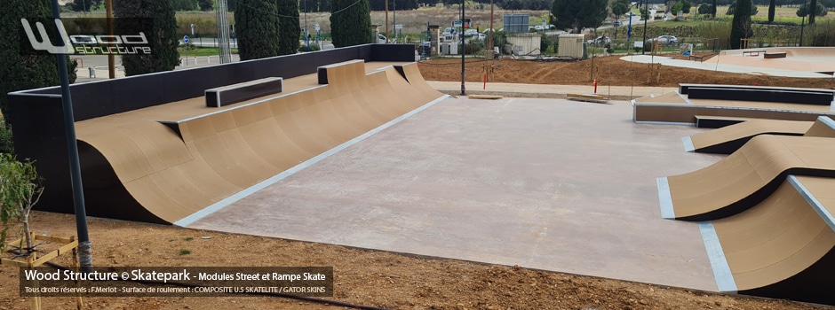 Bmx Skatepark International de Montpellier (34) Modules Street & Rampe fabriqués par Wood Structure et la Sarl MERLOT Richelieu (37) - Concepteur et fabricant de Skatepark depuis 1990