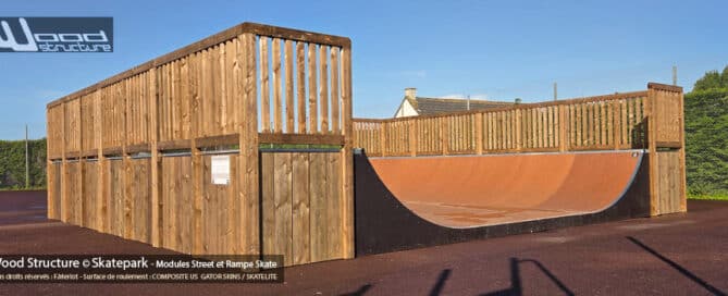 Rampe H120L850 - Skatepark de Les Pieux - La Manche - Normandie - Cotentin - Fabriquée par Wood Structure et la Sarl MERLOT Richelieu (37) Concepteur et fabricant de Skatepark depuis 1990