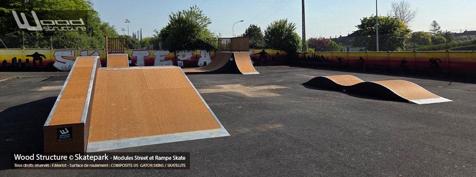 Modules Funbox H110L240 et Rampe H140L360 - Skatepark de Carentan-les-Marais - La Manche - Normandie - Cotentin - Fabriquée par Wood Structure et la Sarl MERLOT Richelieu (37) Concepteur et fabricant de Skatepark depuis 1990