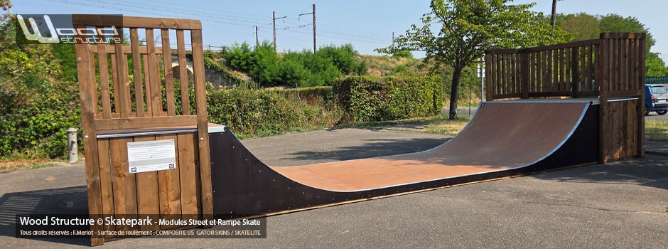 Rampe skate RSWH100L240 - Skatepark de Montlouis-sur-Loire - 37 - Indre-et-Loire - Région-Centre Val de Loire - Fabriquée par Wood Structure et la Sarl MERLOT Richelieu (37) Concepteur et fabricant de Skatepark depuis 1990